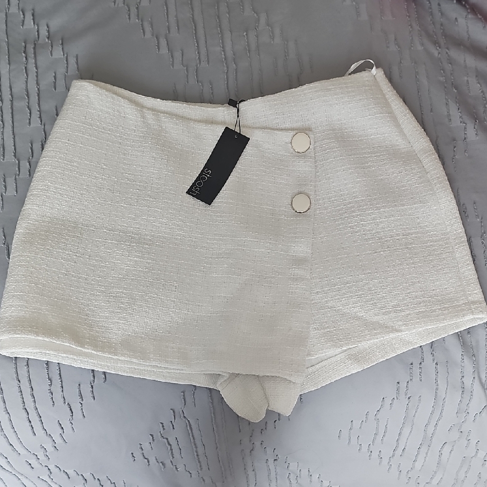 Stoosh Off-White Women's Skort